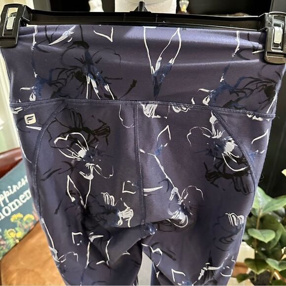 Fabletics Purple Floral High Rise Leggings Size Small - Picture 5 of 8